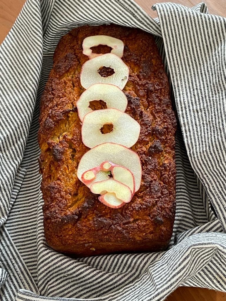 HOMEMADE CAKE